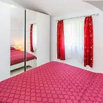 Elena Apartament